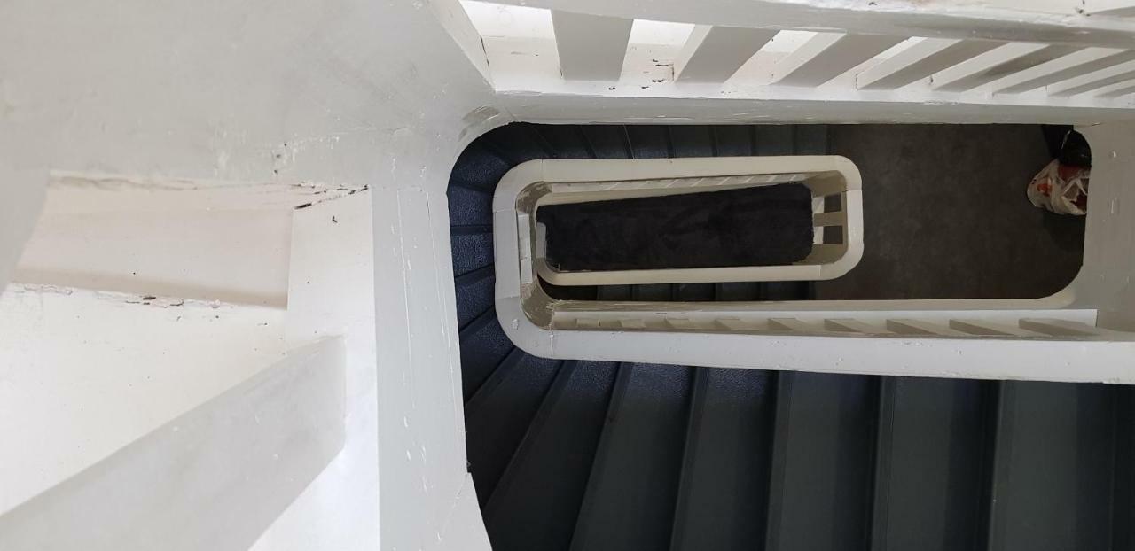 Le Particulier - Appart Hotel Ла-Реоль Экстерьер фото